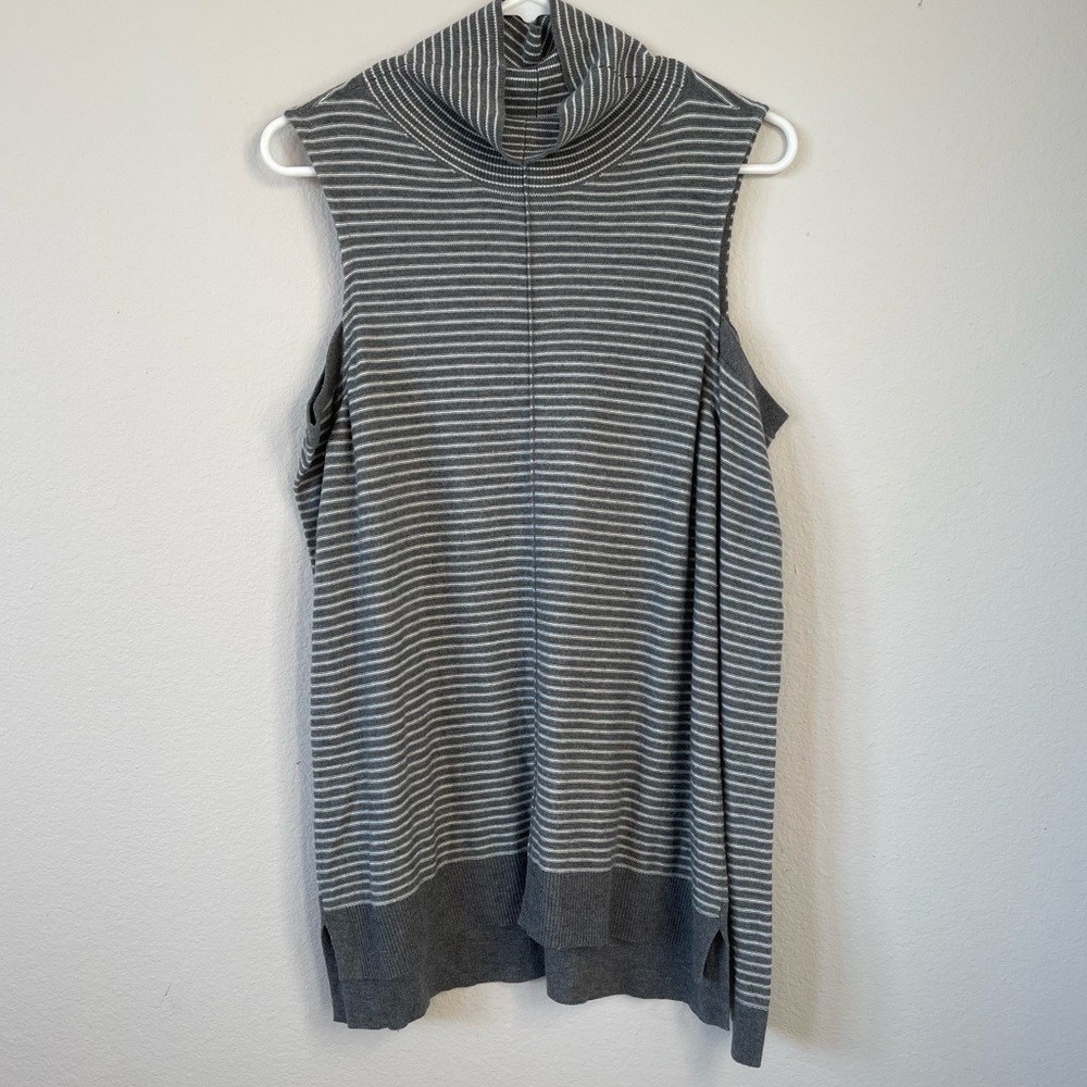 Trouvé Cold Shoulder Turtleneck Sweater